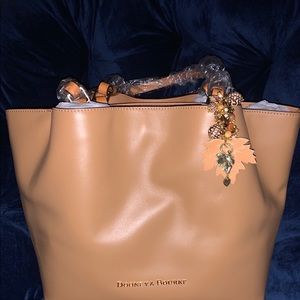 NWT Desert City Flynn